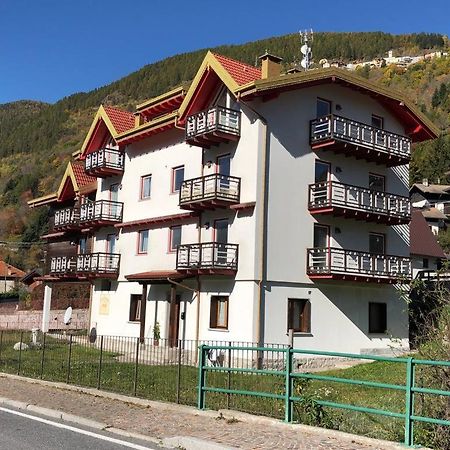 Alpin Star Apartment Temù Exterior foto