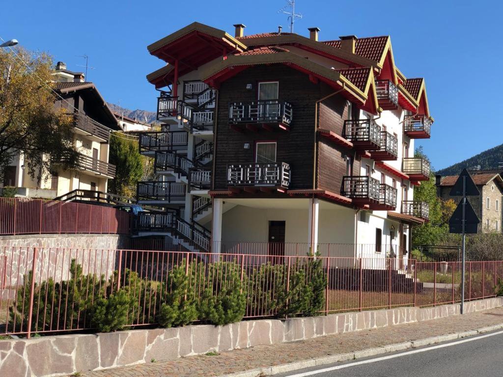 Alpin Star Apartment Temù Exterior foto